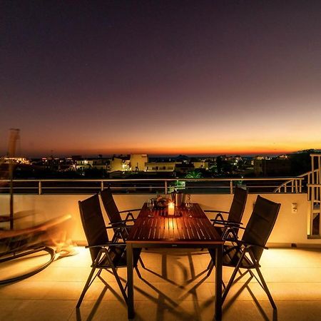 Ephantasy Living - Luxury Home With Roof Garden 칼라마키 외부 사진